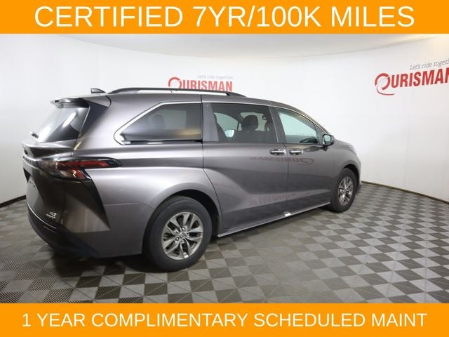 2024 Toyota Sienna XLE 8 Passenger