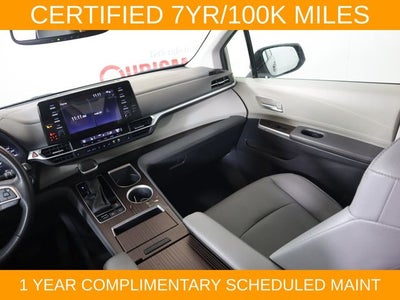 2024 Toyota Sienna XLE 8 Passenger