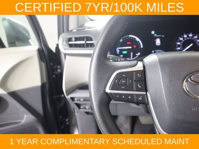 2024 Toyota Sienna XLE 8 Passenger