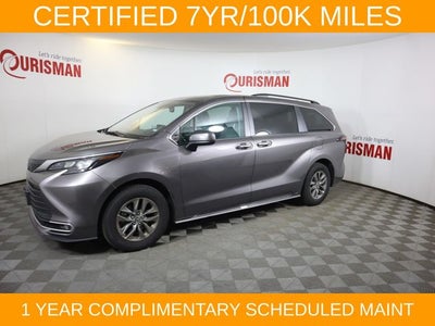 2024 Toyota Sienna XLE 8 Passenger