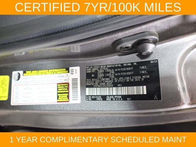 2024 Toyota Sienna XLE 8 Passenger