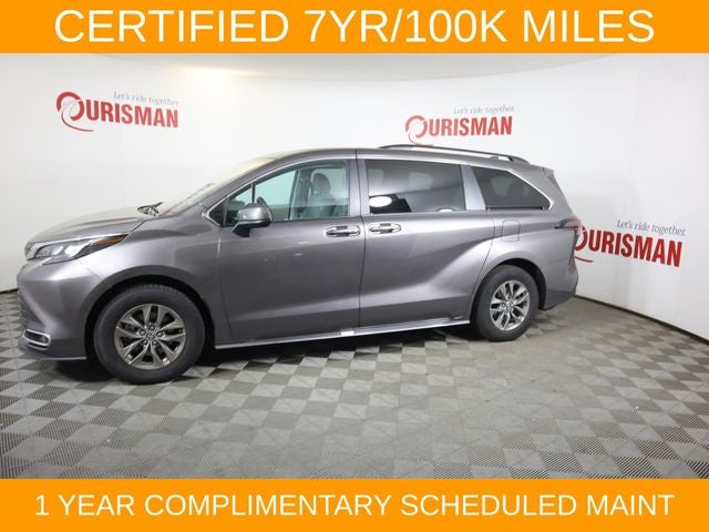 2024 Toyota Sienna XLE 8 Passenger