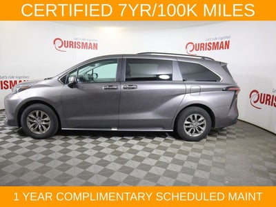 2024 Toyota Sienna XLE 8 Passenger