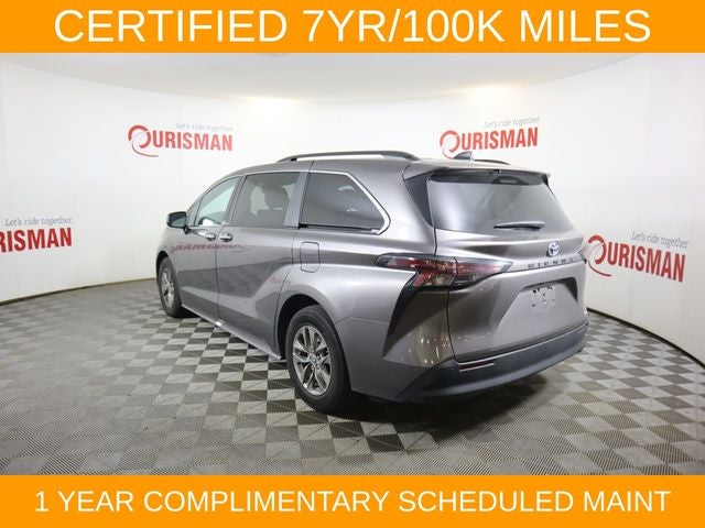 2024 Toyota Sienna XLE 8 Passenger