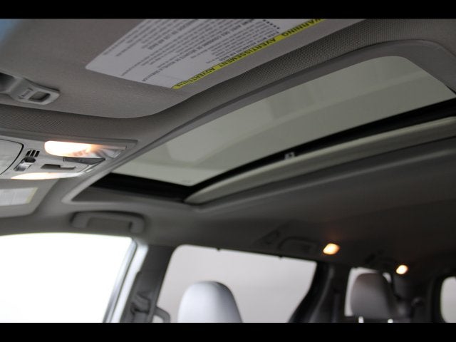 2017 Toyota Sienna XLE 8 Passenger