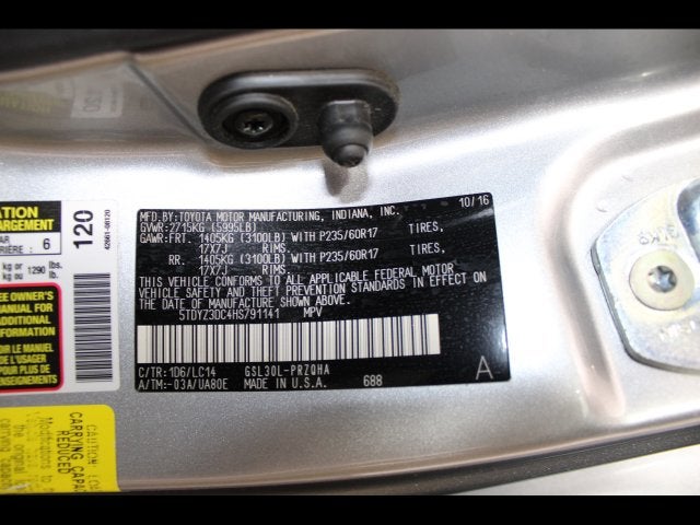 2017 Toyota Sienna XLE 8 Passenger