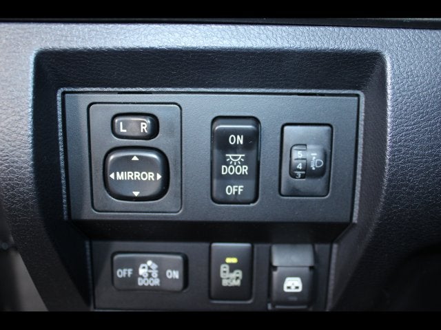 2016 Toyota Tundra SR5 CrewMax
