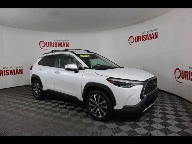 2022 Toyota Corolla Cross XLE