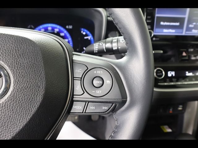 2022 Toyota Corolla Cross XLE