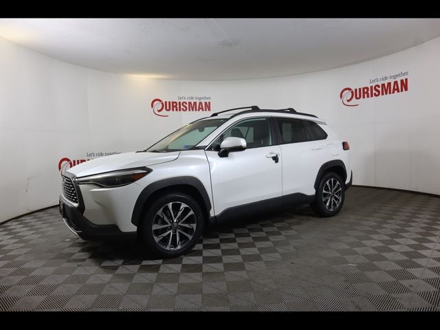 2022 Toyota Corolla Cross XLE