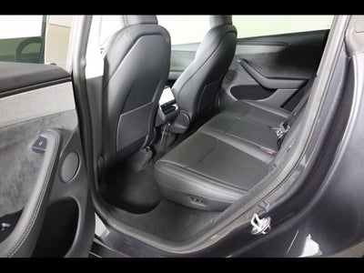 2026 Tesla Model Y Base