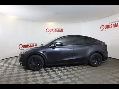 2026 Tesla Model Y Base