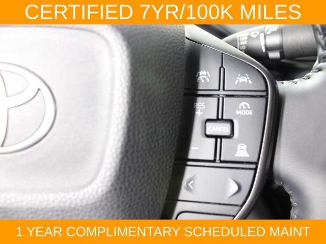 2025 Toyota Prius LE