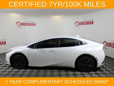 2025 Toyota Prius LE