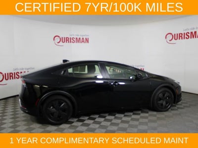 2025 Toyota Prius LE