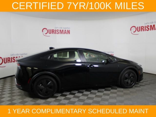2025 Toyota Prius LE