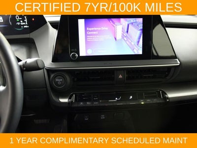 2025 Toyota Prius LE