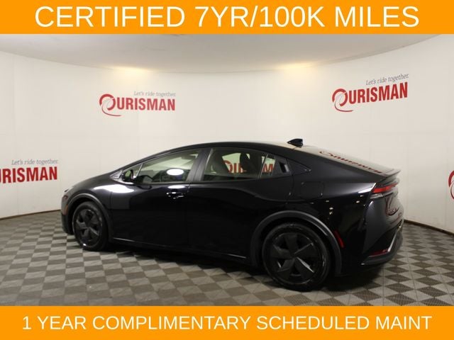 2025 Toyota Prius LE