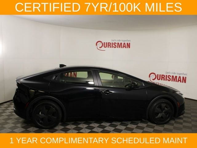 2025 Toyota Prius LE