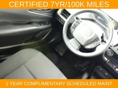 2025 Toyota Prius LE
