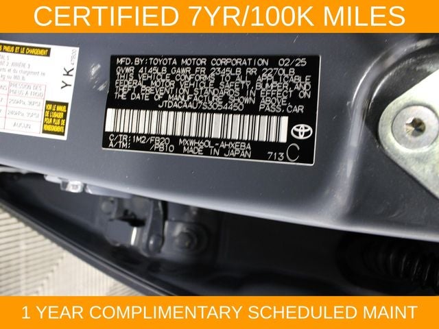 2025 Toyota Prius LE