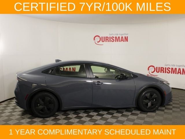2025 Toyota Prius LE