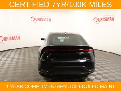 2025 Toyota Prius LE