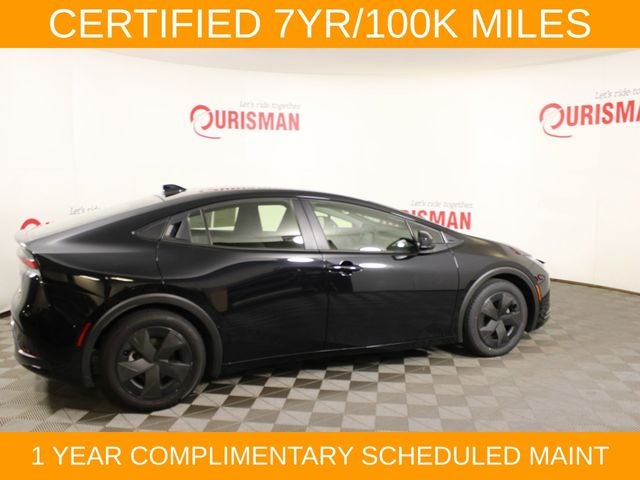 2025 Toyota Prius LE