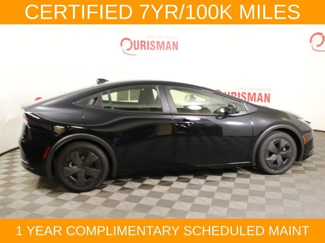 2025 Toyota Prius LE