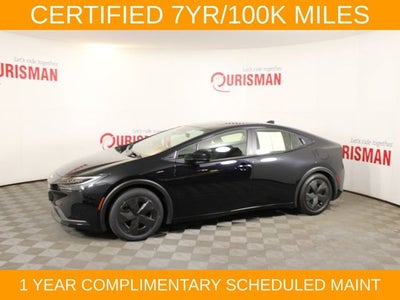 2025 Toyota Prius LE