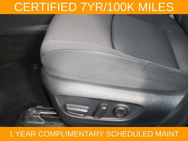 2024 Toyota Venza LE