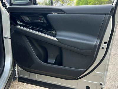 2024 Toyota bZ4X XLE