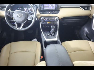 2022 Toyota RAV4 Hybrid XLE Premium