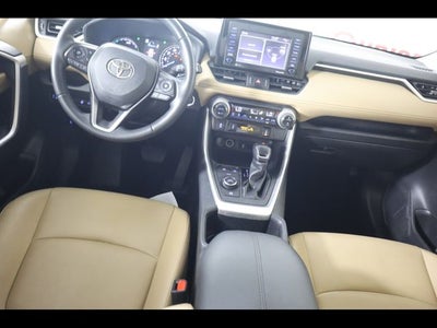 2022 Toyota RAV4 Hybrid XLE Premium
