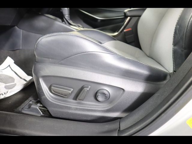 2022 Toyota Corolla Hatchback XSE