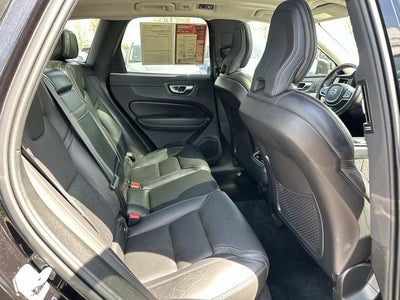 2021 Volvo XC60 T6 Inscription