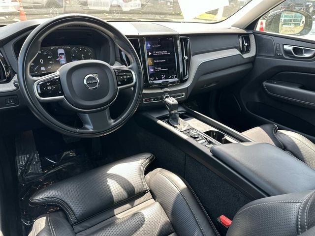 2021 Volvo XC60 T6 Inscription