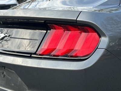 2022 Ford Mustang EcoBoost