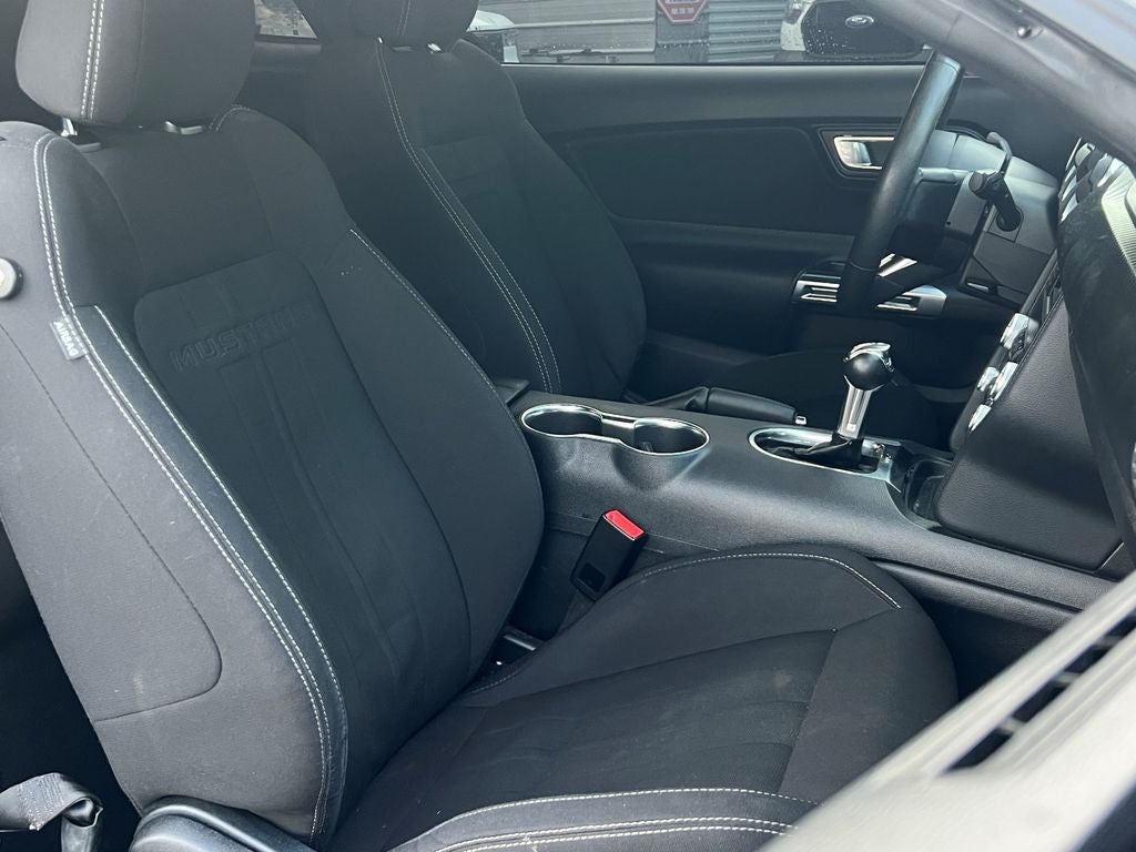 2022 Ford Mustang EcoBoost