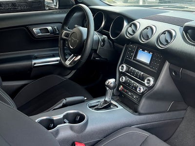 2022 Ford Mustang EcoBoost