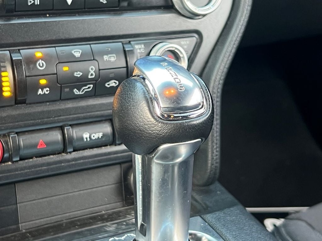 2022 Ford Mustang EcoBoost