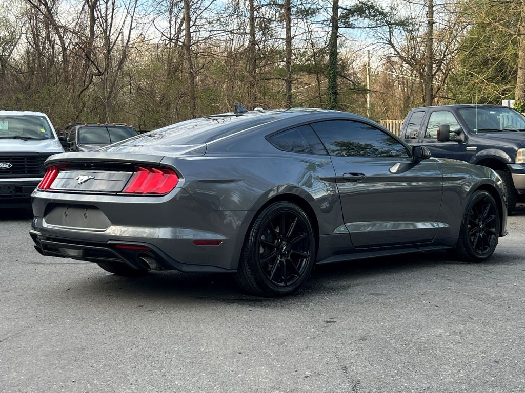 2022 Ford Mustang EcoBoost