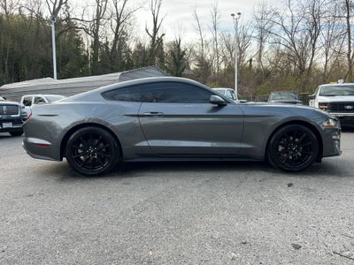 2022 Ford Mustang EcoBoost