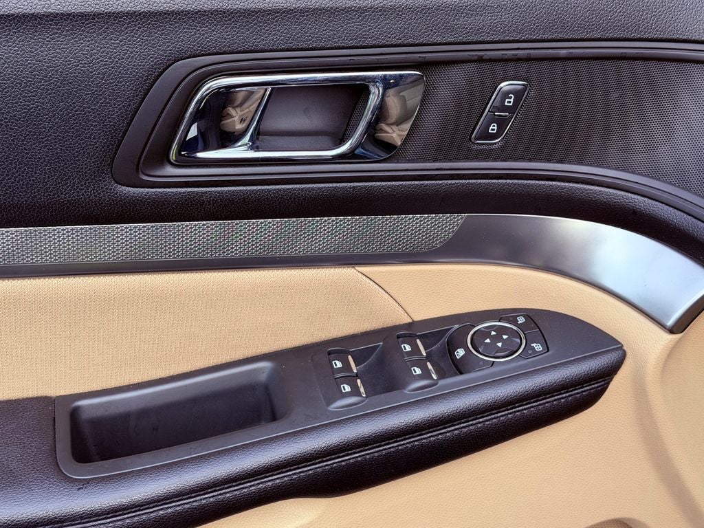 2017 Ford Explorer Base
