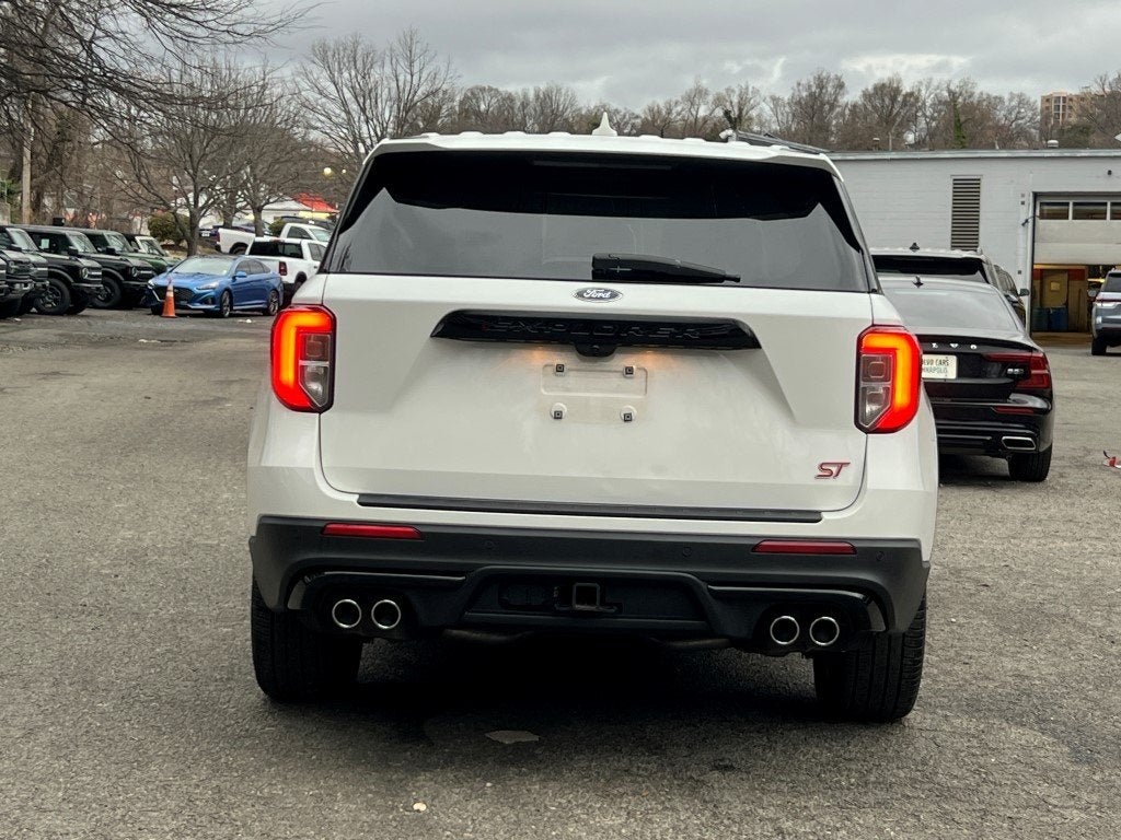 2022 Ford Explorer ST