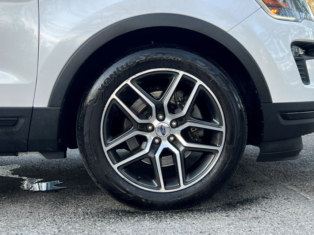 2019 Ford Explorer Sport