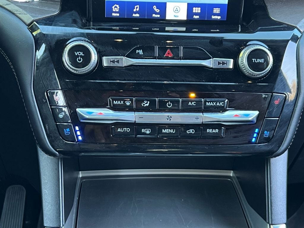 2024 Ford Explorer Platinum