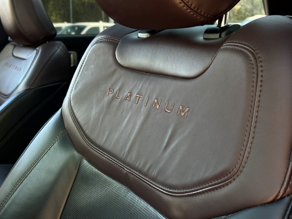 2024 Ford Explorer Platinum