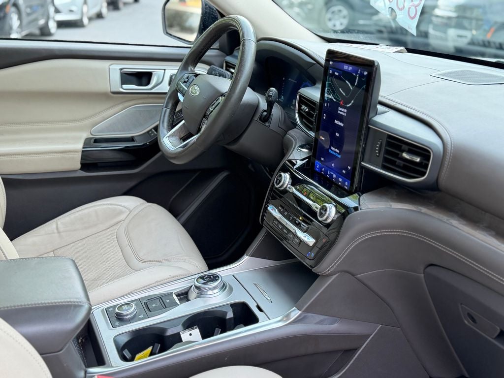 2022 Ford Explorer Platinum