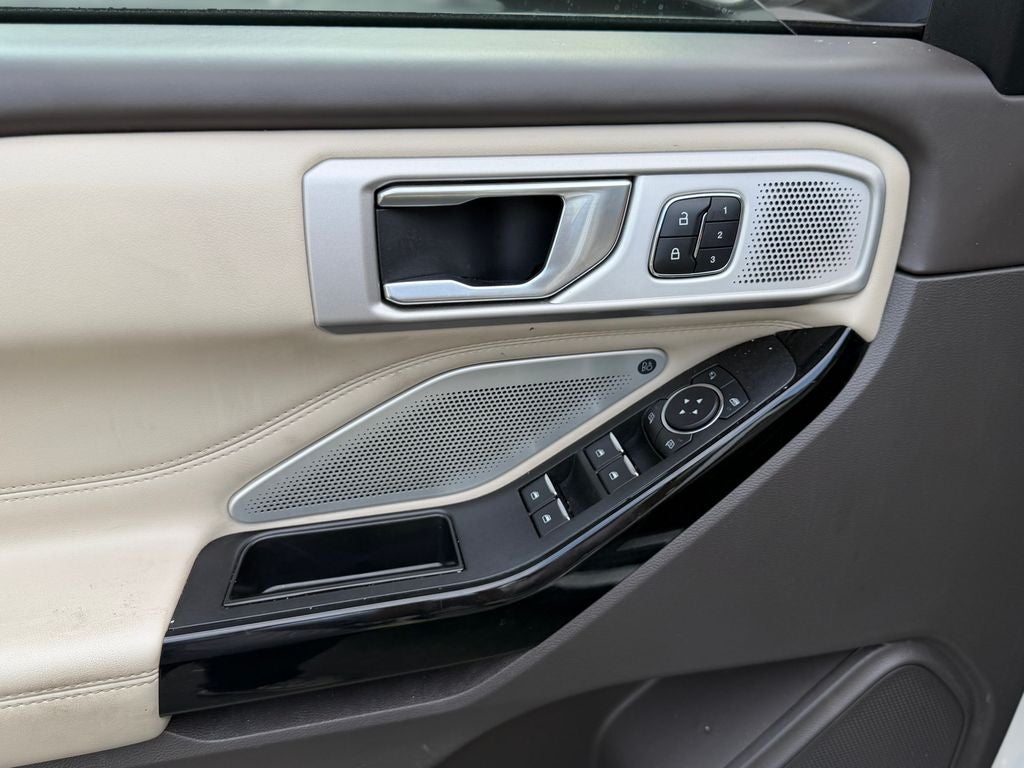 2022 Ford Explorer Platinum